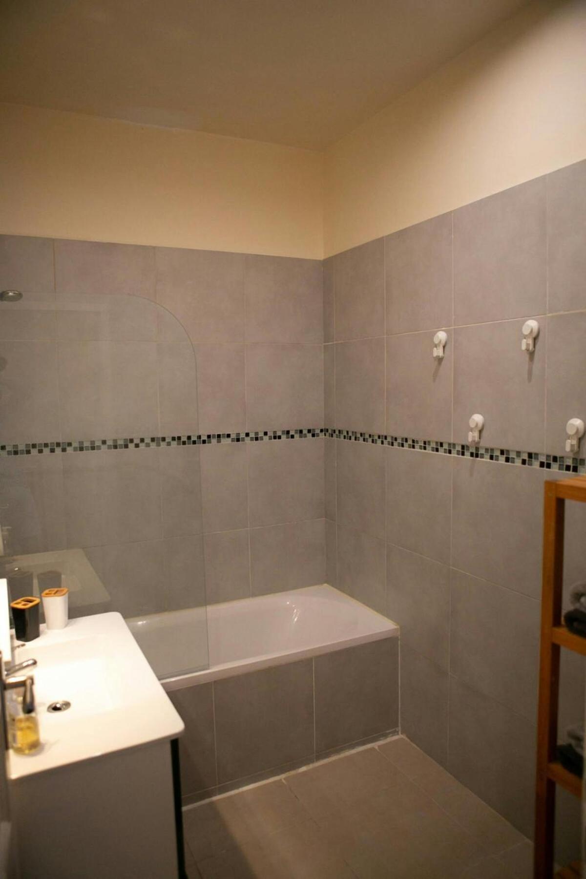 Appart'Hotel L'Arbonnaise - Calme & Chic Arbonne エクステリア 写真